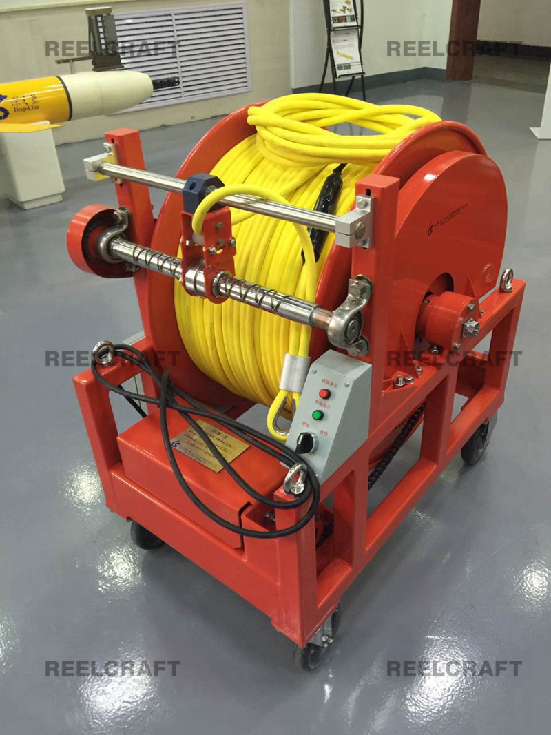 cable reel with robot.jpg